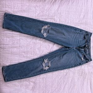 AE ripped mom jean